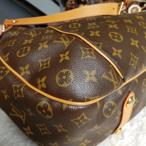 💕Authentic LV Galliera PM Hobo Bag Monogram - Picture 9 of 16